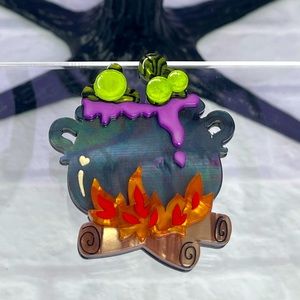 Erstwilder Toil and Trouble Brooch Rare Witchy Cauldron Spooky Halloween no box